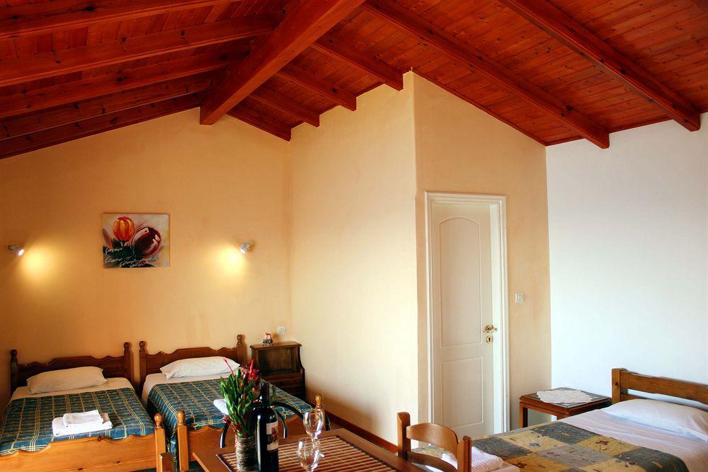 Villa Stefanos Bungalows Nisaki  Exteriör bild